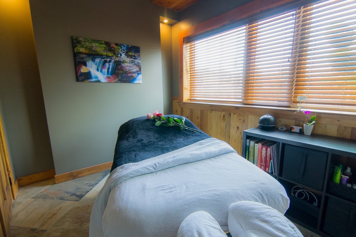 17 Best Massage Therapists In Edmonton 5 Star Rated Near You   1 