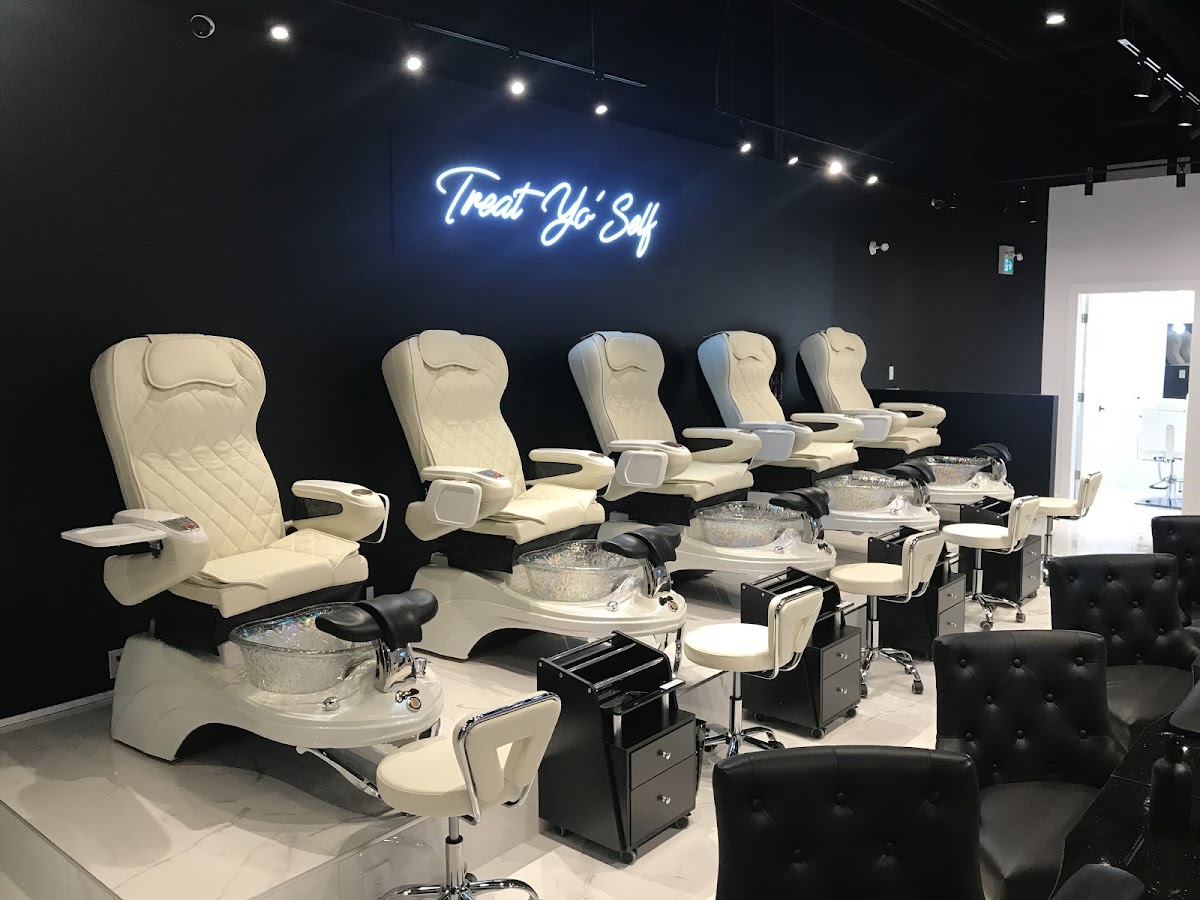 Trouvaille Nail & Beauty Bar