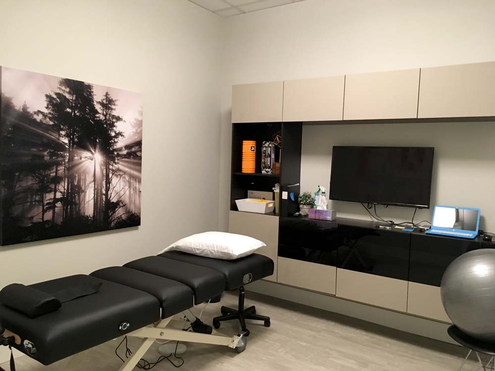 Evolve Chiropractic & Wellness Centre 8th Avenue reviews