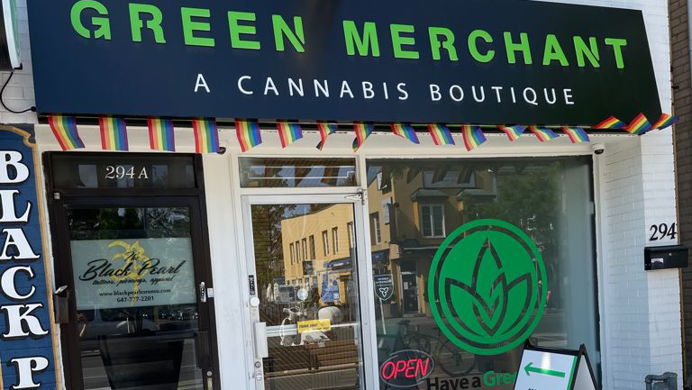 Green Merchant Cannabis Boutique reviews