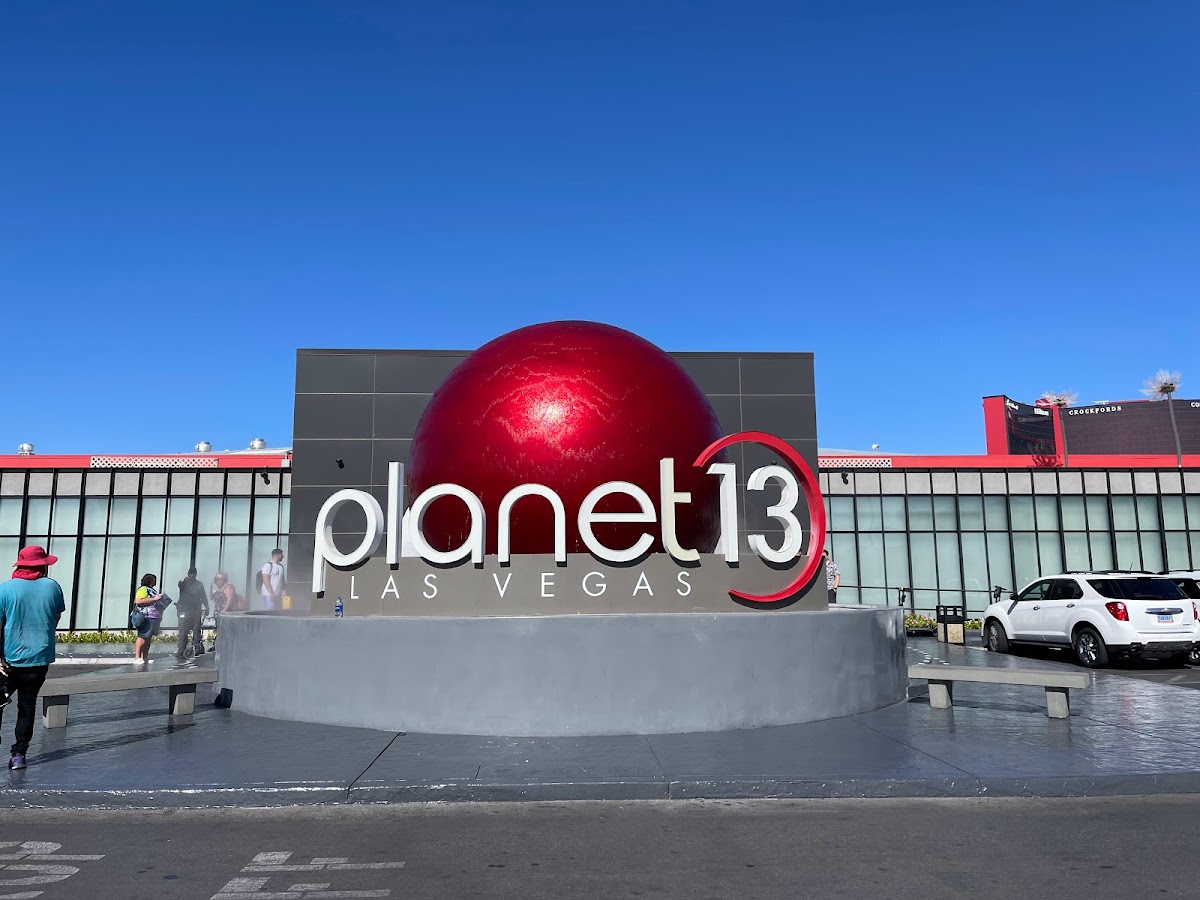4.2 ⭐ Planet 13 Las Vegas Reviews by Real Customers 2024