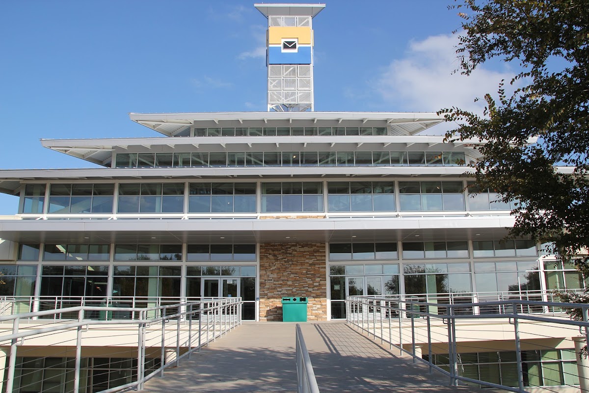 Dallas College Mountain View Campus reviews