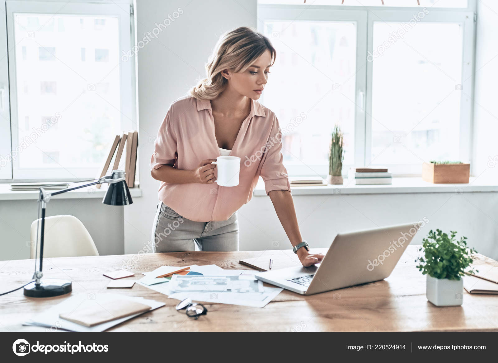 ⭐ 20 Best Standing Desks to Buy in Alberta 5 Star Rated Near You