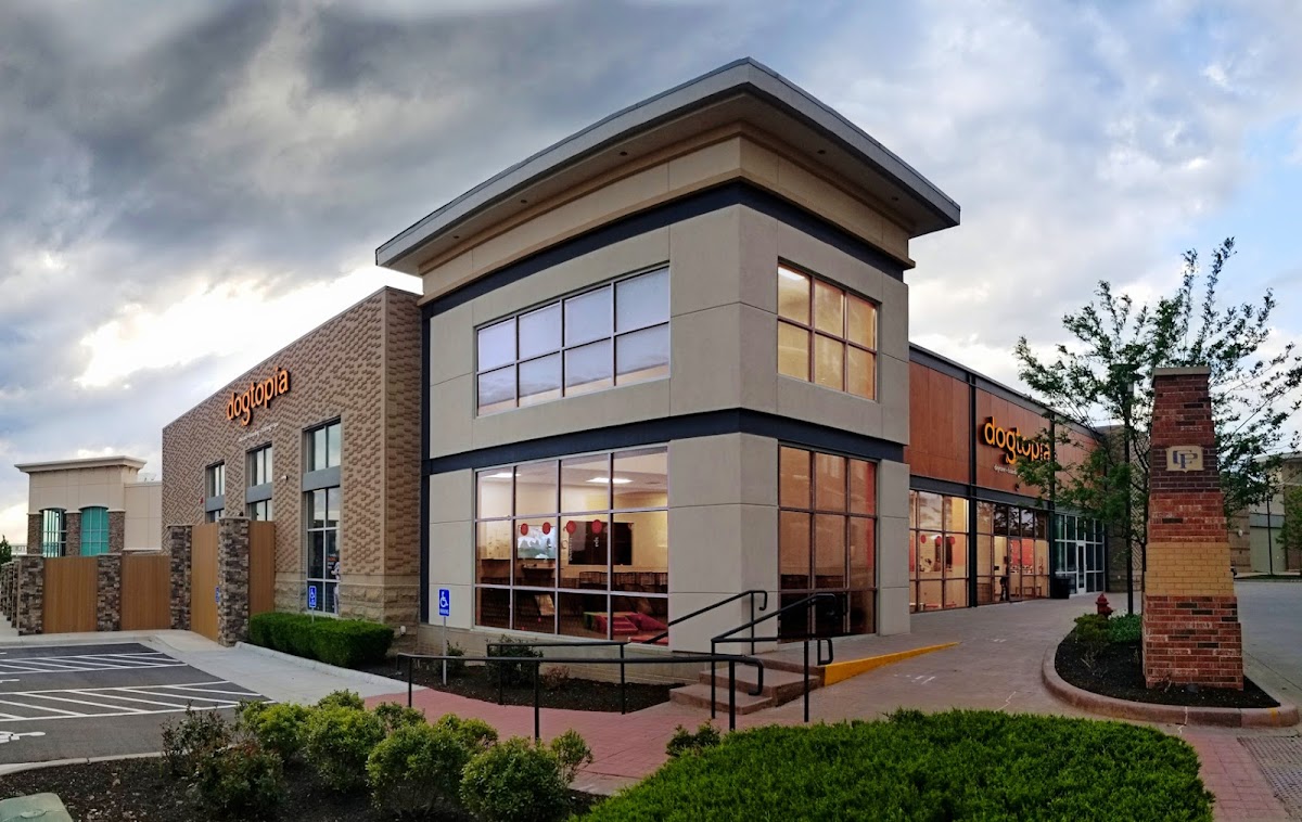Dogtopia of Overland Park