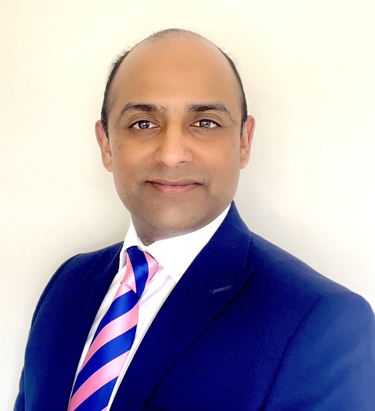 Sri Mahalingam. Consultant ENT Surgeon. Tunbridge ENT.