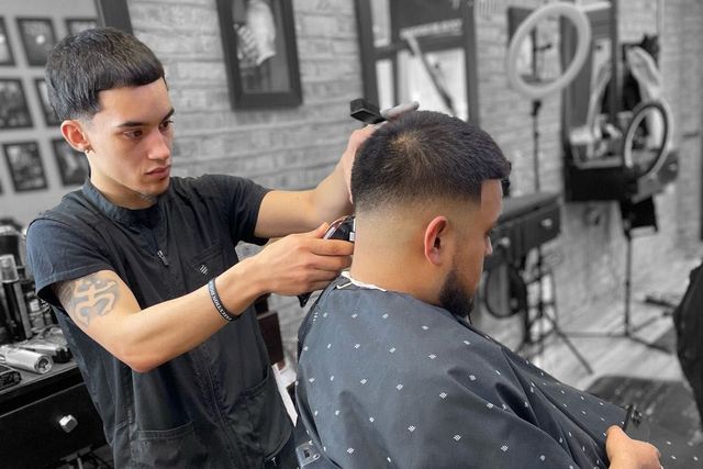 Barbershops Near Me in Tallulah  Find Best Barbers Open Near You!