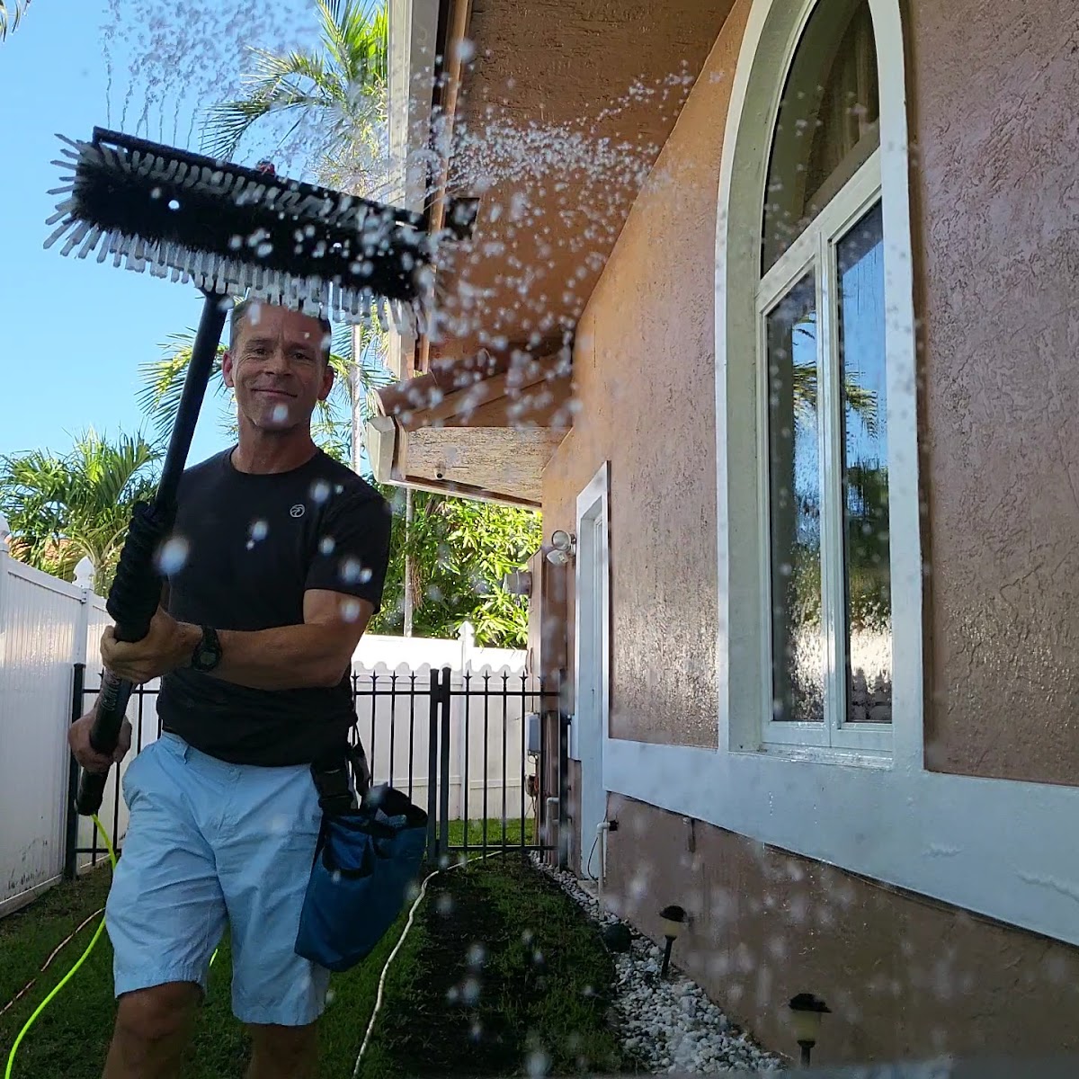 Super Shine Window Cleaning