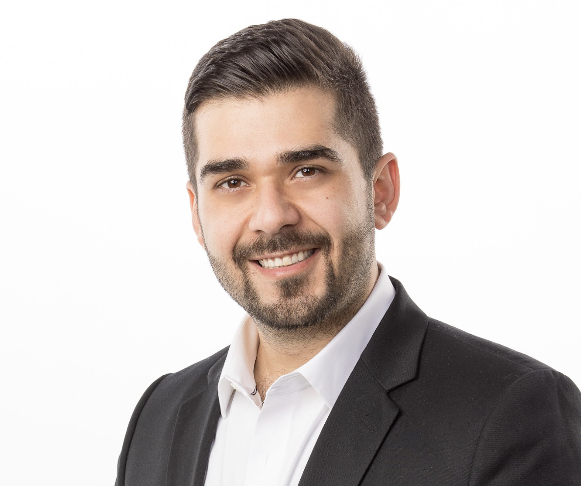 Behrooz Davani - Real Estate Agent - Courtier Immobilier - Griffintown - Downtown - Montreal