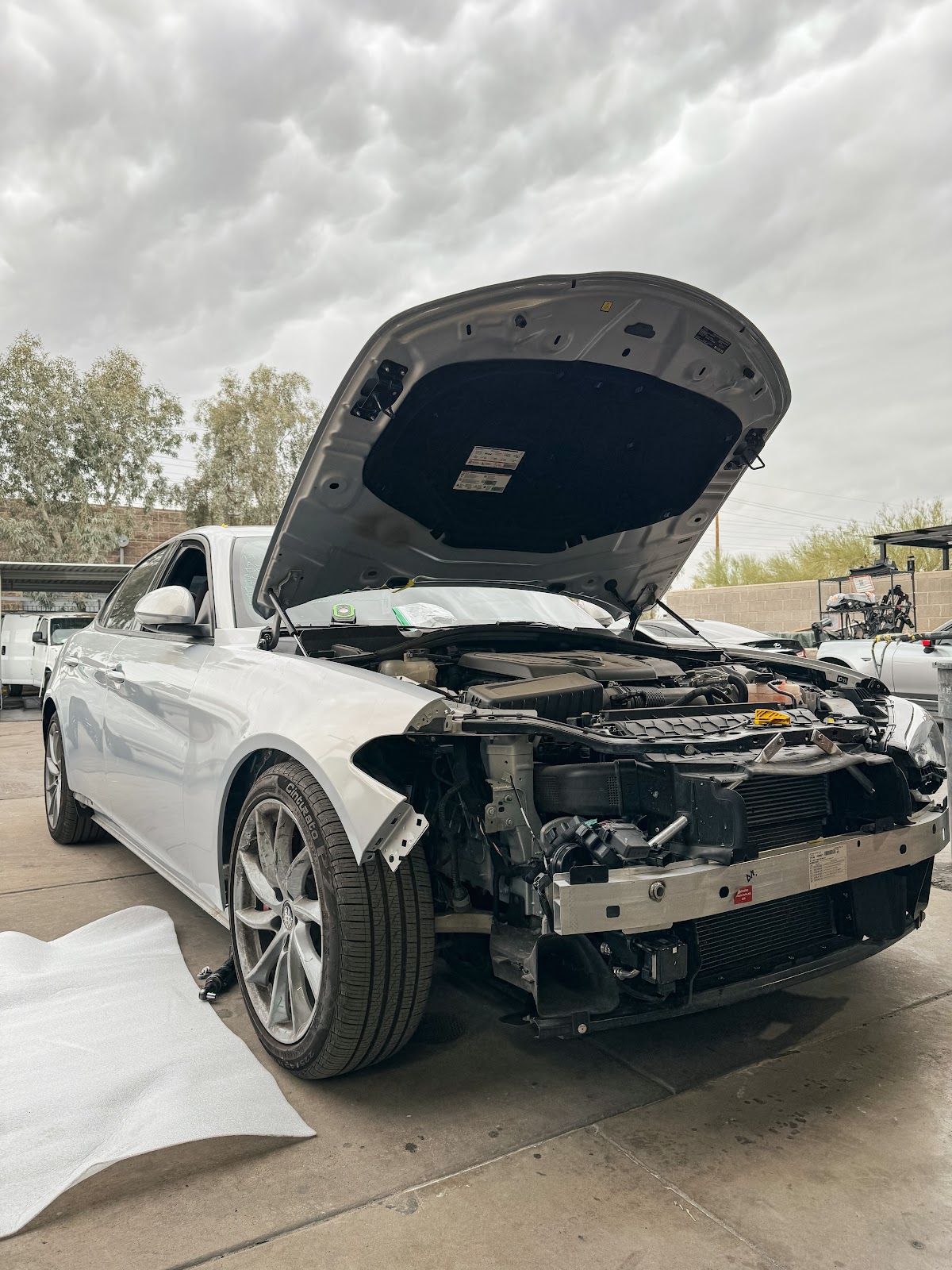 Scottsdale Collision Center & Paint - Phoenix Auto Body Shop & Collision Repair
