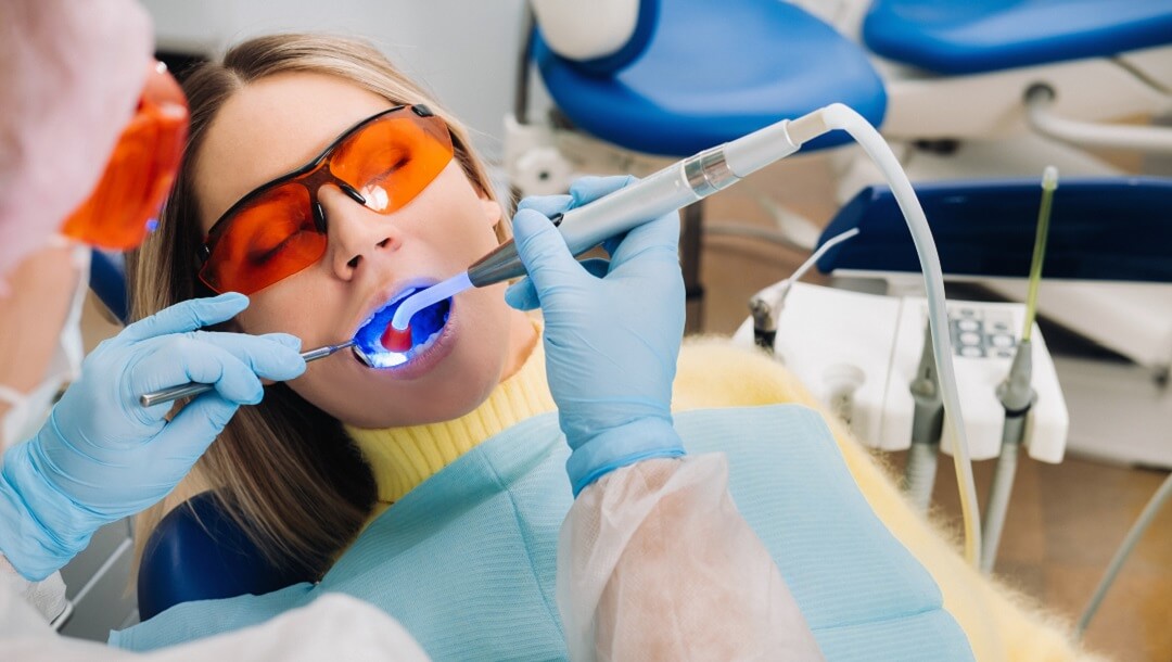B'yond White Cosmetic Teeth Whitening